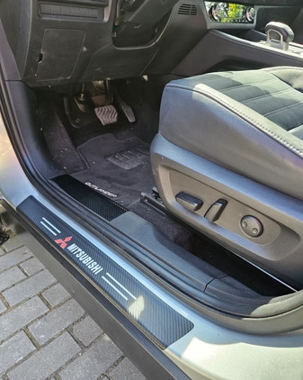 Mitsubishi Outlander cena 190000 przebieg: 33608, rok produkcji 2022 z Warszawa małe 211